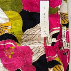 New with tags size 8 Trina Turk pants